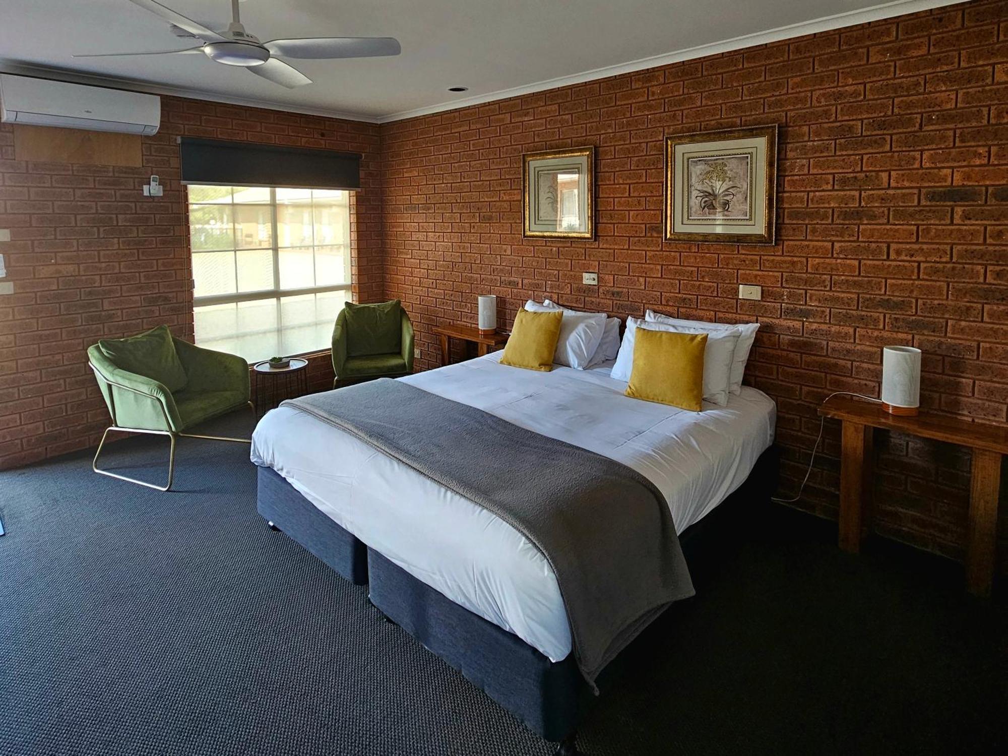 Bridge Motor Inn Tocumwal Exteriér fotografie