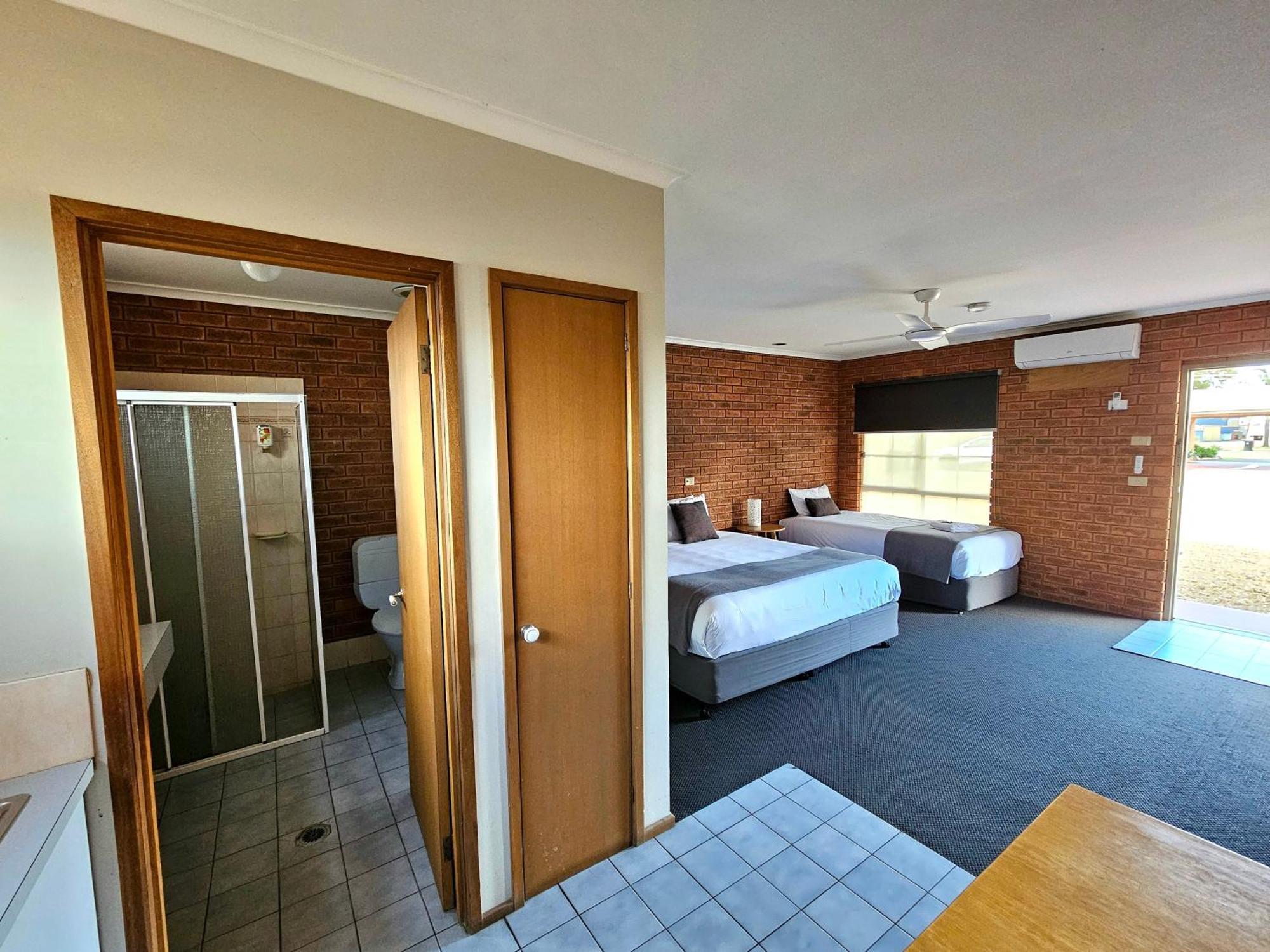 Bridge Motor Inn Tocumwal Exteriér fotografie