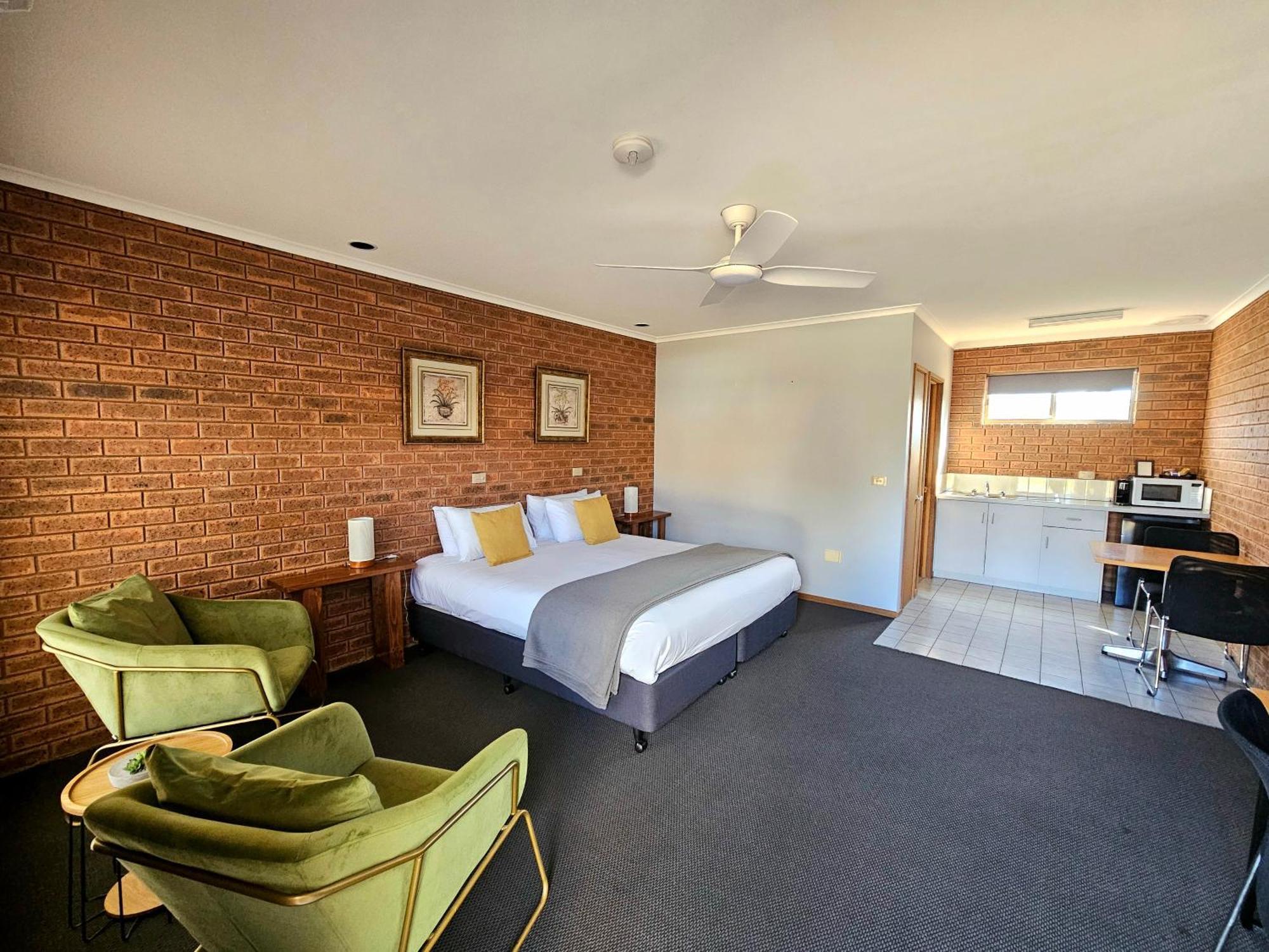Bridge Motor Inn Tocumwal Exteriér fotografie